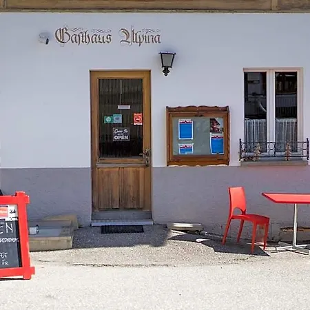 Gaestehaus Alpina In 2* Fanas